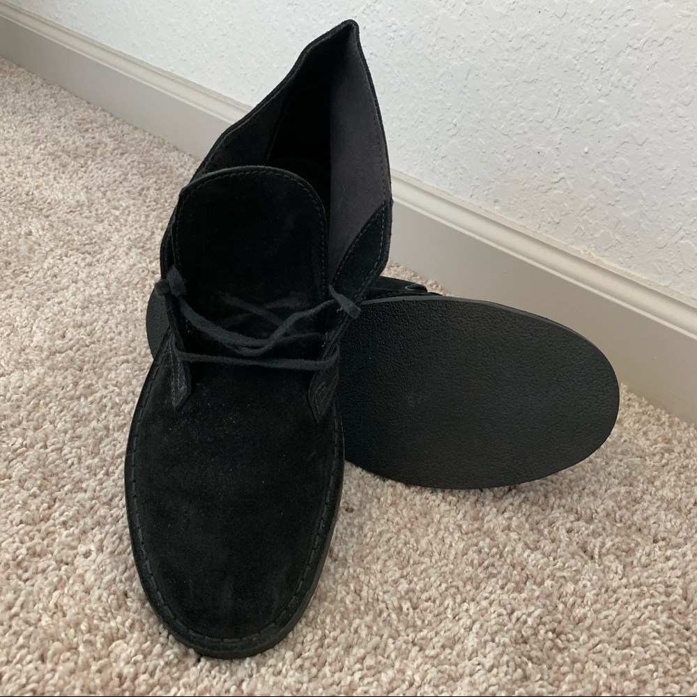 Gently used men’s Clarks suede shoes